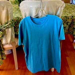 Men’s size large St. John’s Bay T-shirt